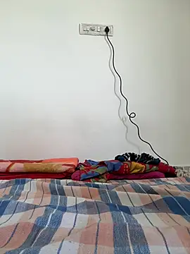 chittichilakamma webcam