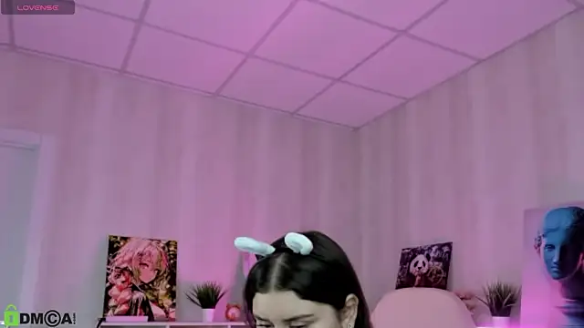 Velvet_Kisss webcam