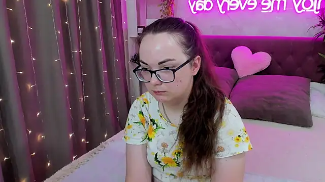 AnnaShyGirlX_ webcam