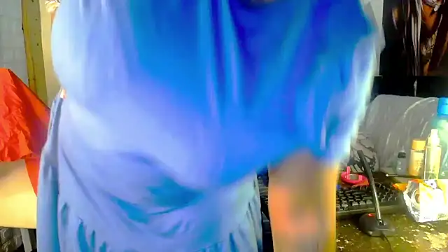 Ebonyfancyface webcam