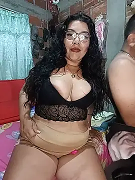 Candy_hot_crush live cam on StripChat