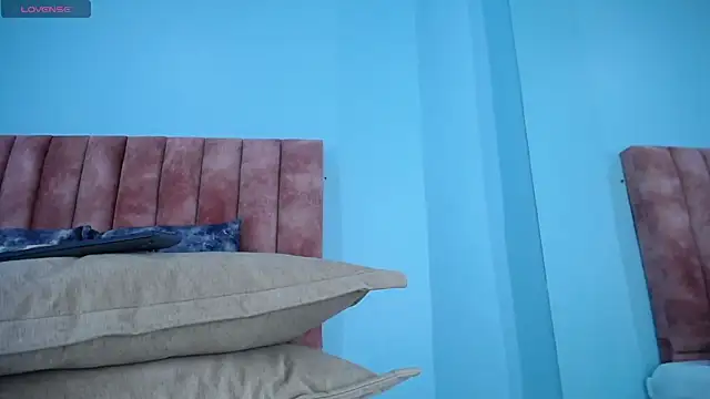 nana_levy webcam