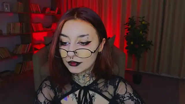 Mistress__Marcelline webcam