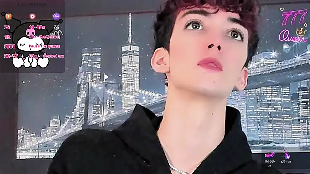 Baby_FenixTS live cam on StripChat