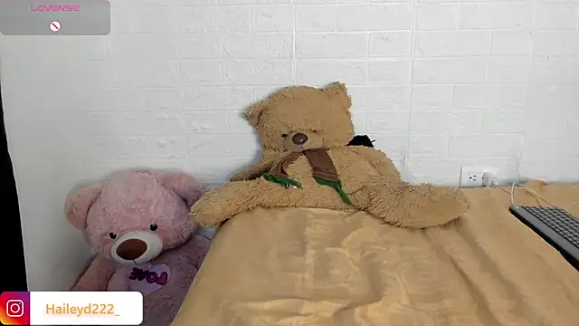 HaileyDuke webcam
