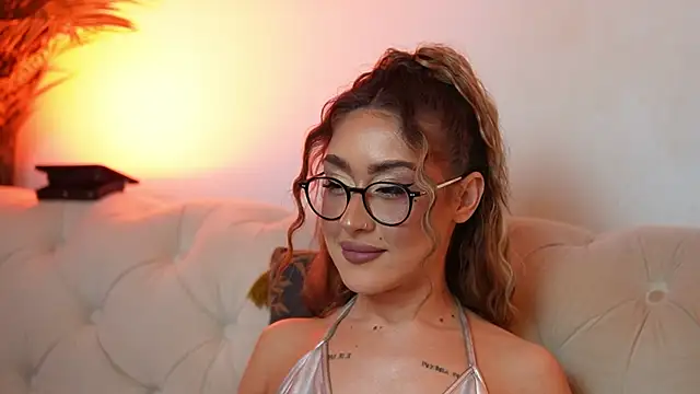 AileenKiss webcam