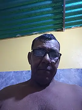 bruno_324278 webcam
