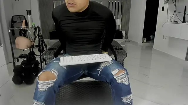 master_leather webcam