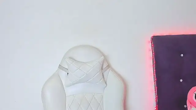 veronicaa_squirt webcam