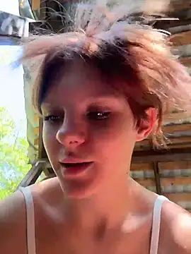 NinaParri webcam