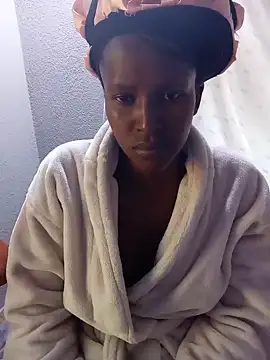 SexySlender_98 webcam