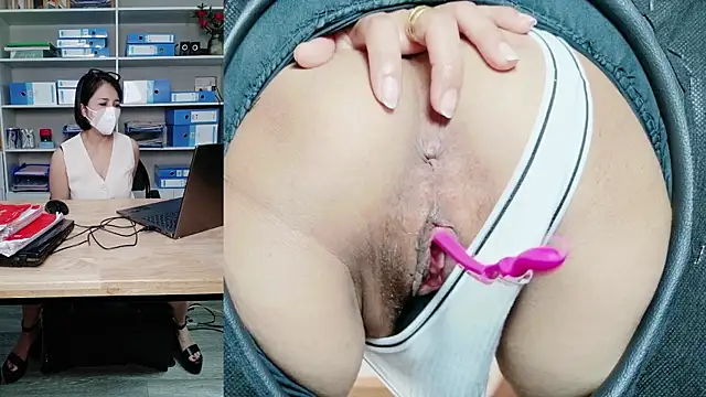 Julie-Rosee webcam