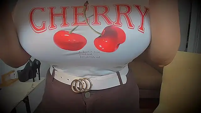 GiftedGirl4u live cam on StripChat