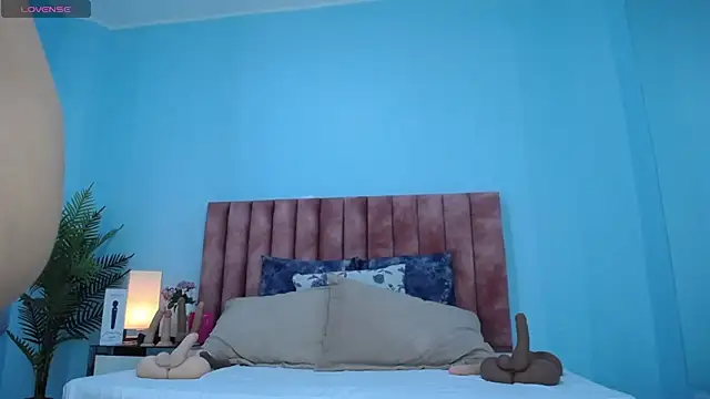 nana_levy webcam