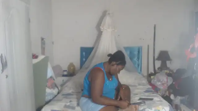 rachelexoticgirl live cam on StripChat