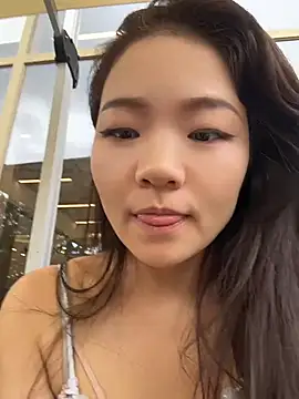 xiaochengzi505 live cam on StripChat