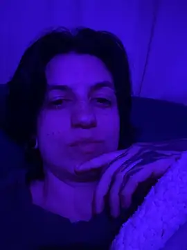kyslrana live cam on StripChat