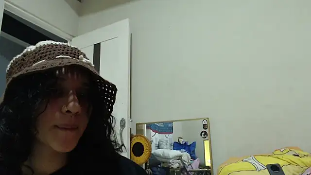 AlinaWoolf_