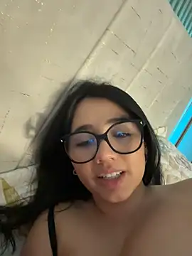 Watch Michelle_Zoe live on EroticFlix - High definition streams