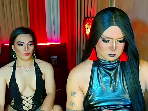 Wildest_Slave_Huntress webcam