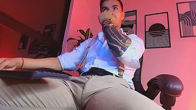 ALPHA_DOMINUS_ webcam