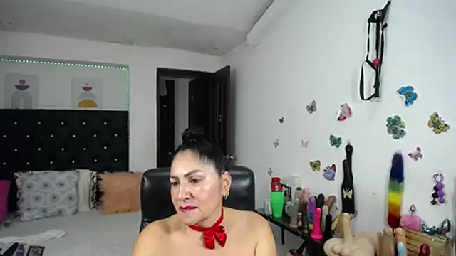 mature_bigboobs10 (F mature) - see now   my sexy body full naked