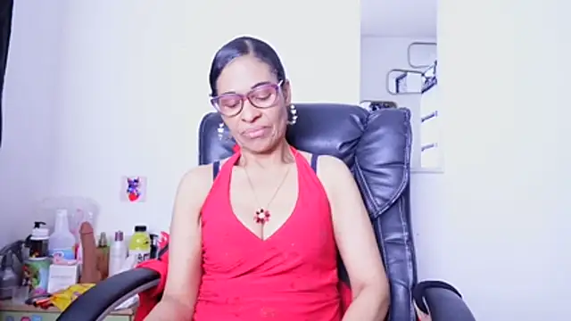 Watch Aries_Mature live on EroticFlix - High definition streams