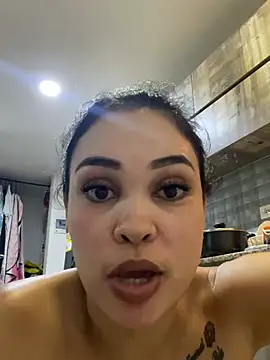 FOX_LATINA live sex cam
