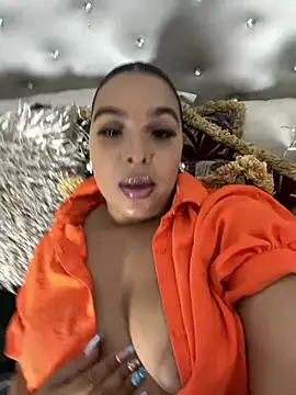 EileenBenzon webcam