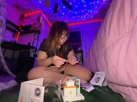 moan4mona webcam