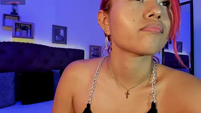 MAYASMITH__ webcam
