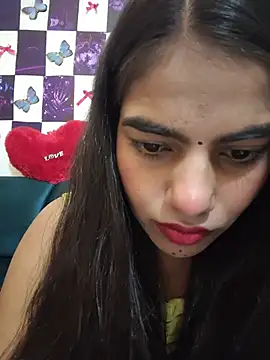 Alisha_Babyy webcam