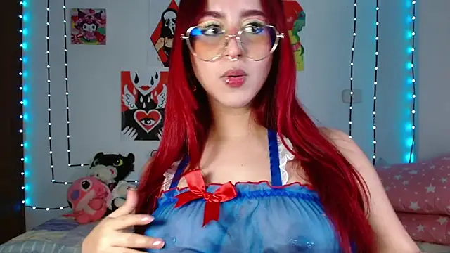 chloe_roxy webcam