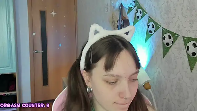 RileyNymph webcam