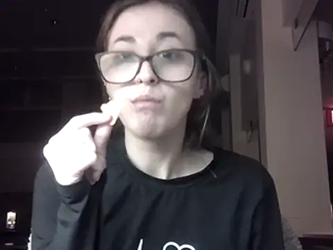 NeedyNina webcam