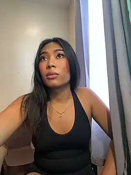 hugecock_tamira webcam