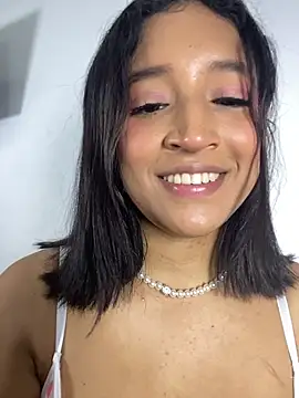 Julieta_Vegaax