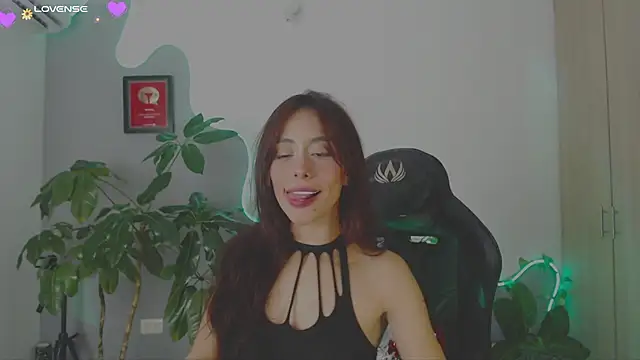 LauPolett live cam on StripChat