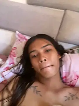 itsmekyrie live cam on StripChat