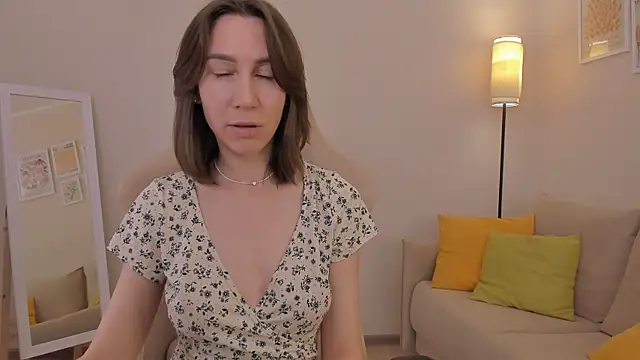 GoodGlamorGirl webcam