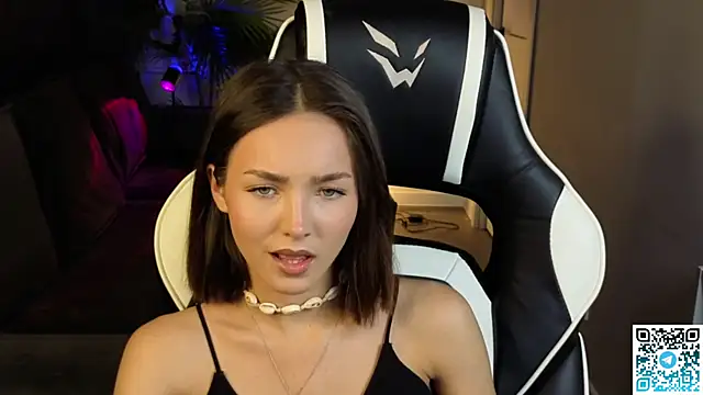 Leslie_Scott webcam