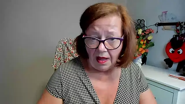 Adelewildx webcam