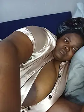 ChubbyLucia webcam