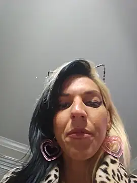 lil_jiggly webcam