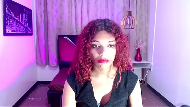luisa__torres live cam on StripChat