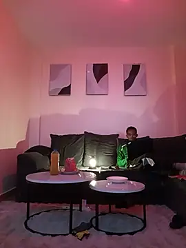 Constantine_LPG live cam on StripChat