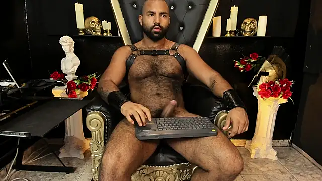 BeardAndrew live sex cam