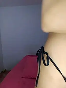 iamemmablake live cam on StripChat