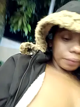 lia_mariana webcam