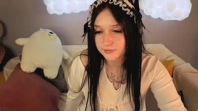 Emma-Blissa live cam on StripChat